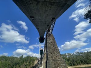 Stavba mostu přes Orlík, oblouk se zaklene v prosinci 2023. Autor: Zdopravy.cz/Jan Šindelář
