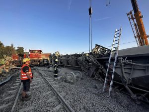 Vykolejení nákladního vlaku v Geseke. Foto: Freiwillige Feuerwehr der Stadt Geseke