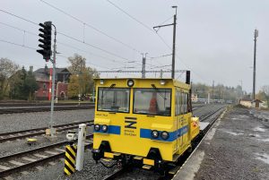 Montážní vozík (MUV), Správa železnic, Horažďovice předměstí. Autor: Zdopravy.cz/Jan Šindelář