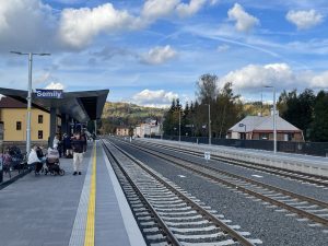 Železniční stanice Semily po rekonstrukci. Foto: Jan Sůra / Zdopravy.cz