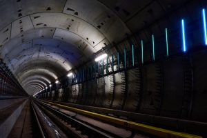 Reklamně-informační systém v tunelech metra. Foto: DPP
