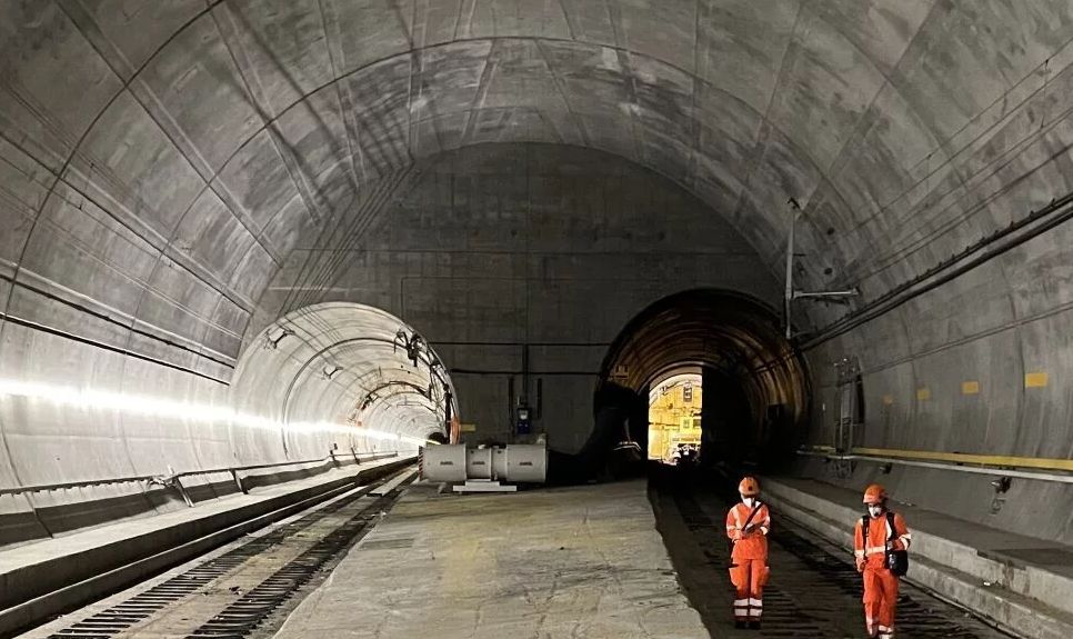 Oprava Gotthardského tunelu. Foto: SBB