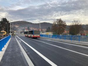 Nový most přes Sázavu na silnici II/110 v Sázavě. Foto: KSÚS