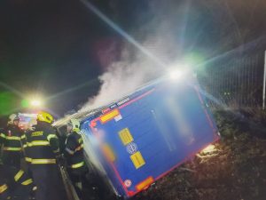 Nehoda kamionu na D8. Foto: Policie ČR