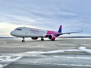 Wizz Air zaparkoval několik svých Airbusů A321neo v Ostravě. Foto: Zdopravy.cz / Vojtěch Očadlý