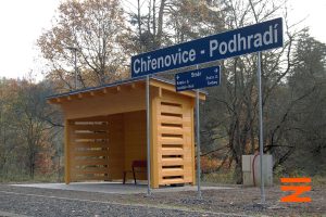 Nový přístřešek zastávky Chřenovice - Podhradí. Foto: Správa železnic