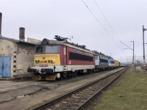 Lokomotiva 242.239 Plecháč v chebském nátěru pro převzetí ČD Cargem. Pramen: ČD Cargo