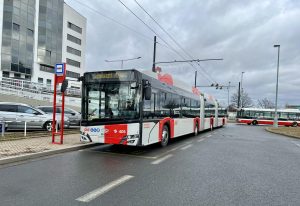 Testovací jízdy trolejbusu Škoda Solaris 24m na pražské letiště. Foto: DPP