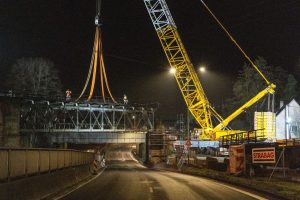 Demontáž staré mostní konstrukce v Ústí nad Labem. Pramen: Strabag