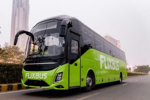 Autobus FlixBus v Indii. Foto: Flix