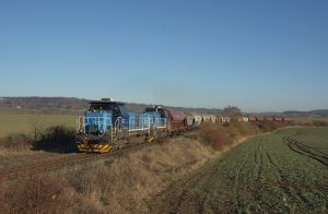 Obilný vlak ČD Cargo na odklonové trase přes Lužnou, Žatec a Most. Pramen: ČD Cargo