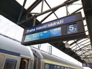12 Již funkční panely zobrazující odjezd vlaku ES 452. Foto: Aleš Petrovský