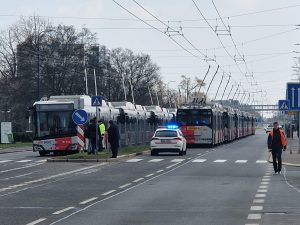 Trolejbusy Škoda Solaris 24m čekající na první nasazení na linku 59. Foto: Zdopravy.cz, Jan Nevyhoštěný
