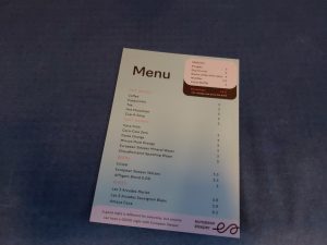 27 Palubní menu ES. Foto: Aleš Petrovský