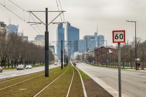 Nová varšavská tramvajová trať na ulici na ul. Kasprzaka. Zdroj: Tramwaje Warszawskie