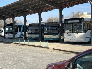 K vlakovému nádraží přiléhá autobusové nádraží Beli Manastir. Foto: David Ryšánek