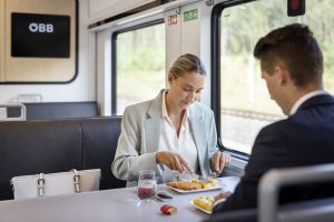 Railjet nové generace, jídelní vůz. Foto: Harald Eisenberger / ÖBB