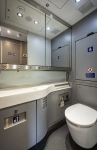 Toaleta v novém railjetu. Foto: Harald Eisenberger / ÖBB