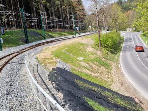 Zrekonstruovaná tramvajová trať Liberec - Jablonec nad Nisou. Foto: Zdopravy.cz / Jan Nevyhoštěný