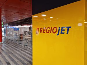 RegioJet otevřel na pražském hlavním nádraží nový salónek. Foto: Zdopravy.cz / Jan Nevyhoštěný