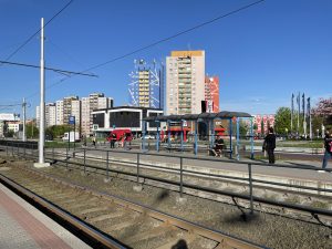 Modernizovaná tramvajová zastávka v Ostravě.
Foto: Zdopravy.cz / Vojtěch Očadlý
