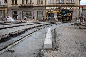 Rekonstrukce tramvajové trati ve Dlážděné ulici u pražského Masarykova nádraží. Foto: PID