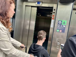Výtah do stanice metra Jiřího z Poděbrad. Autor: DPP/Petr Hejna