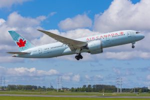 Boeing 787-8 společnosti Air Canada. Foto: Letiště Praha