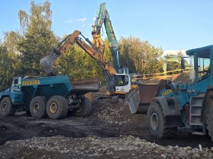 Demolice železničního mostu přes D10. Foto: Pavel Švestka s.r.o.