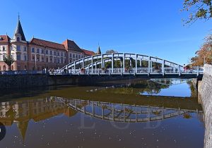 Malše v Českých Budějovicích je dnes sevřená vysokými zdmi. Pramen: Encyklopedie Českých Budějovic