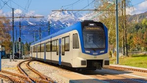 Nové úzkorozchodné jednotky pro SSIF a trať Locarno - Domodossola. Foto: Stadler Rail