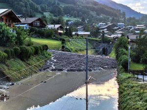 Poškození tratě Meiringen - Interlaken. Foto: Zentralbahn