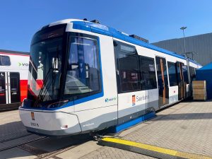 Vlakotramvaj Tramlink od Stadleru pro Saarbahn. Foto: Jan Sůra / Zdopravy.cz