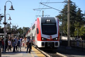 Nové jednotky Stadler KISS pro Caltrain. Foto: Caltrain