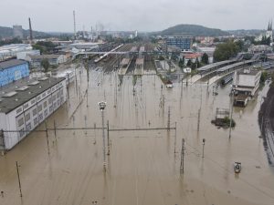 Železniční uzel Ostrava pod vodou. Zdroj: Správa železnic