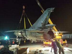 Přeprava letounu Mig-23 z Prahy do Č. Budějovic. Autor: Soukromá letecká sbírka Libořezy