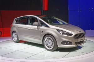 Ford S-Max druhé generace. Autor: Thesupermat – Vlastní dílo, CC BY-SA 3.0, https://commons.wikimedia.org/w/index.php?curid=38119451