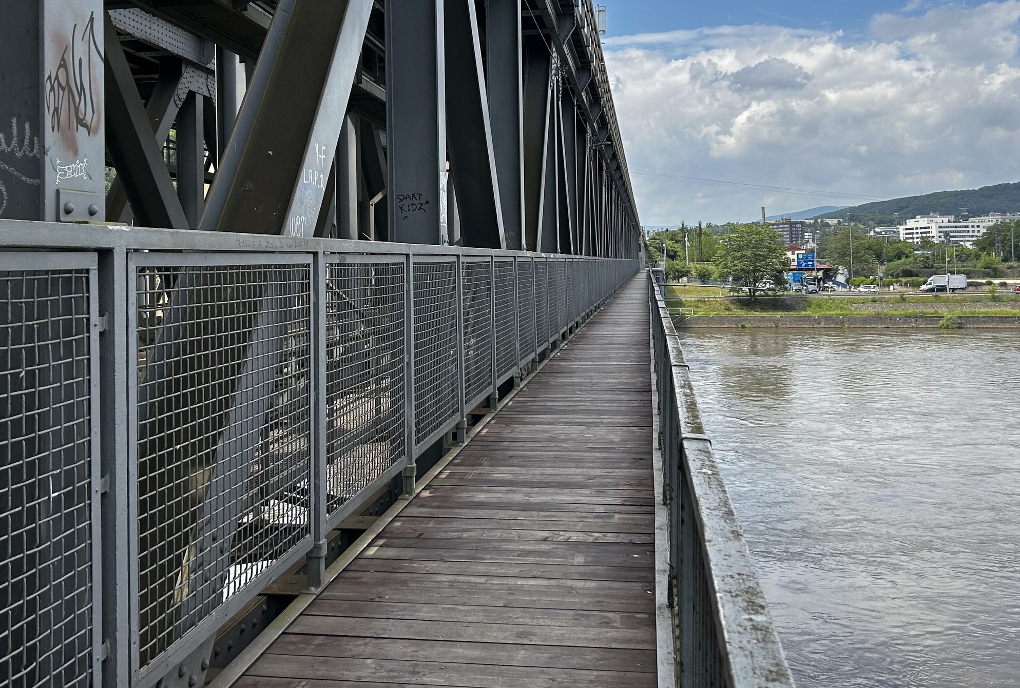 Lávka přes Labe jako součást železničního mostu v Ústí nad Labem. Foto: Statutární město Ústí nad Labem