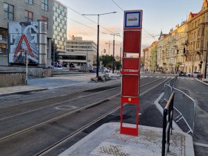 Dokončované opravy tramvajové trati v ulici Dukelských hrdinů. Foto: Zdopravy.cz / Jan Nevyhoštěný