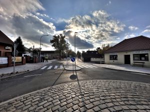 Nová křižovatka ulic K Běchovicům a V Lipách v Kolodějích. Foto: TSK