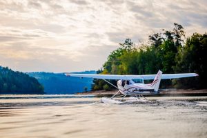 Testování hydroplánu na Orlíku. Foto: Aeropilot, s.r.o.