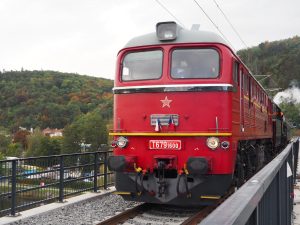 Zatěžovací zkouška Branického mostu a lokomotiva Sergej. Foto: Zdopravy.cz / Jan Nevyhoštěný