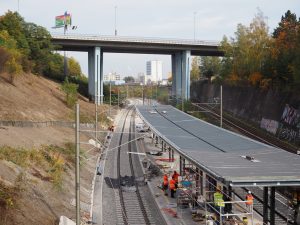 Nová podoba zastávky Praha-Kačerov. Foto: Zdopravy.cz / Jan Nevyhoštěný