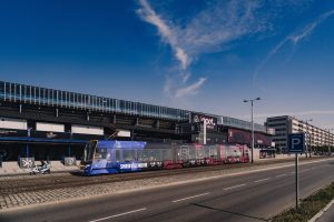 Tramvaj propagující Spartu Praha.
Zdroj: Sparta Praha