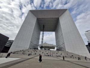 Moderní čtvrť La Defense. Foto: Aleš Petrovský