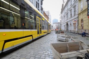 Rekonstrukce tramvajové trati v plzeňské Zbrojnické ulici. Foto: Plzen.eu