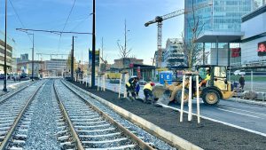 Poslední práce na prodloužení tramvajové trati na Pankrác. Foto: DPP