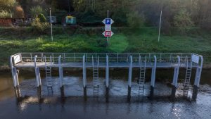 Plavební komora Roztoky, čekací stání v dolní vodě. Pramen: ŘVC