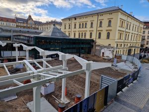 Pokračující výstavba nových nástupišť pražského Masarykova nádraží. Foto: Zdopravy.cz / Jan Nevyhoštěný