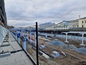 Pokračující výstavba nových nástupišť pražského Masarykova nádraží. Foto: Zdopravy.cz / Jan Nevyhoštěný